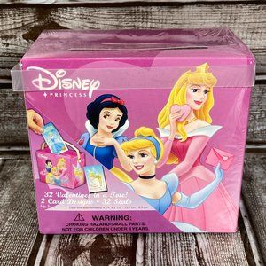 DISNEY PRINCESS 32 Valentines In a Tote 2 Card Designs 32 Seals NIB NEW